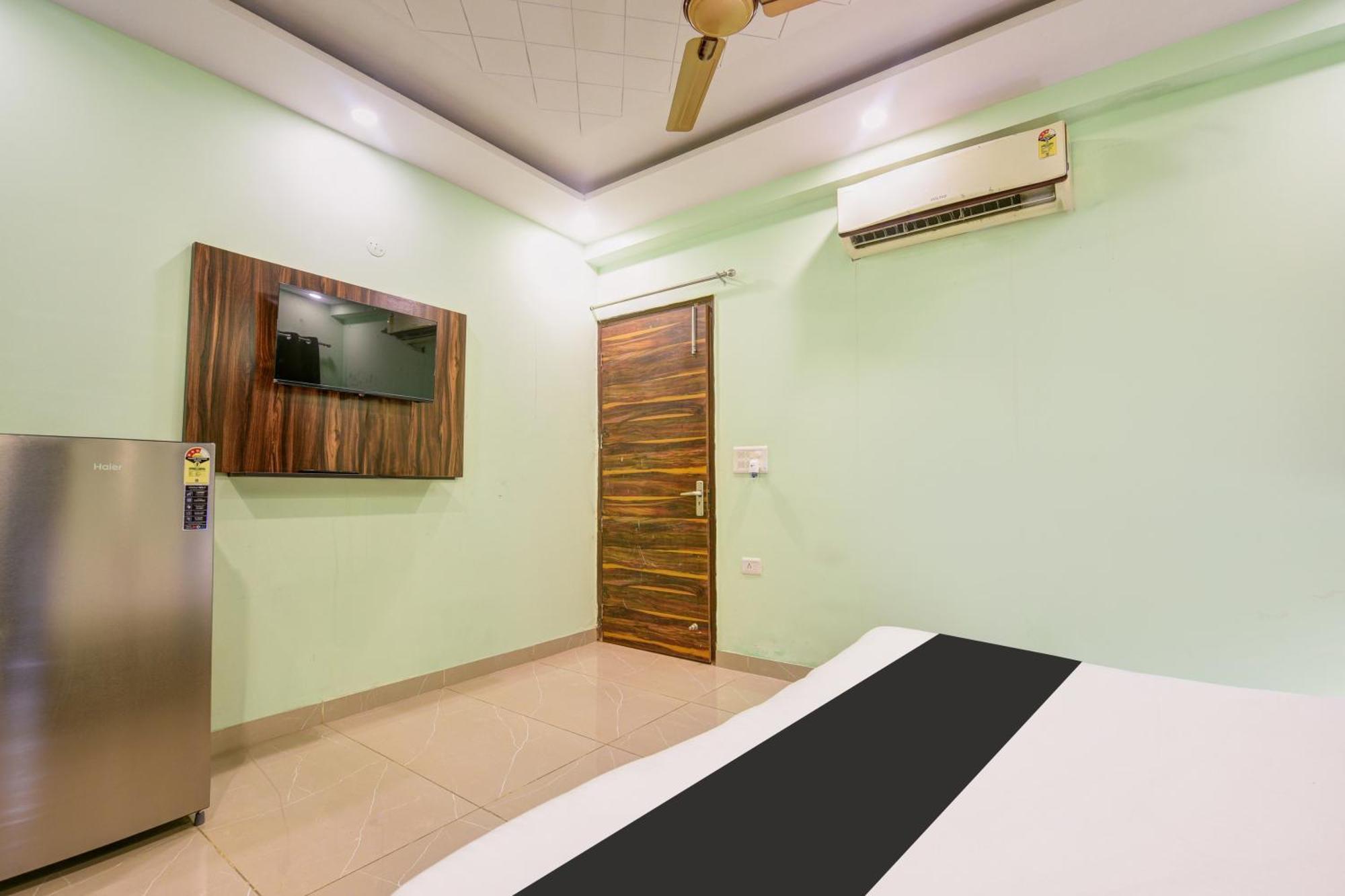 Hotel O Ridge Way Stays Faridabad Dış mekan fotoğraf